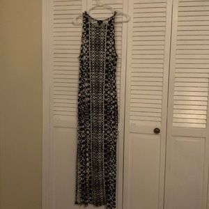 Cute maxi dress -pair it with a Jean jacket